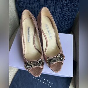 Vera Wang Lavender Heels